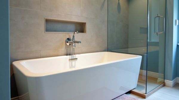 Rénovation de salle de bain : où investir pour optimiser les coûts ?